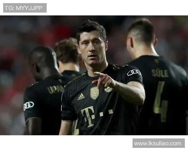 2010年全球足球明星薪酬排行榜揭晓引发球迷热议与关注